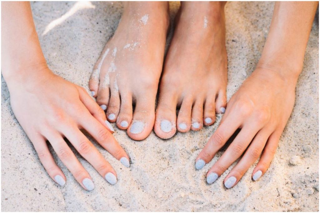How to remove uneven tan on hands and feet